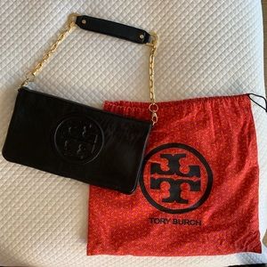 Tory burch shoulder clutch
